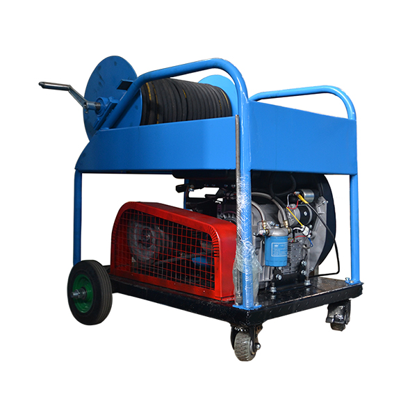  柴油驅動酒店管道清洗機