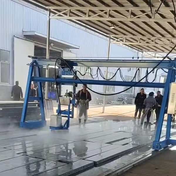 建筑模板全自動清洗系統產品介紹